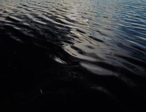 Drinking water treatment after oil spill